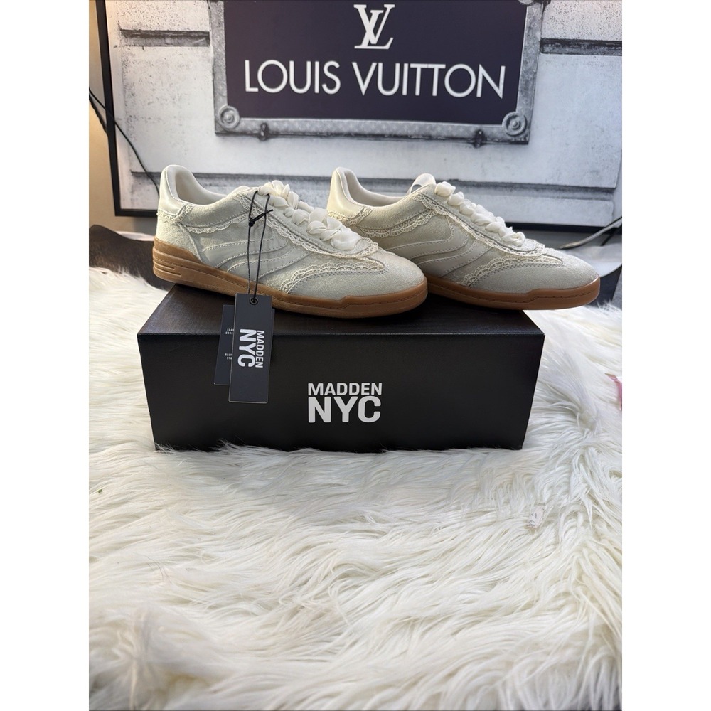 Madden NYC Casual Sneakers Shoes Women's Bone White Size 9 NWT & Box - Picture 3 of 8